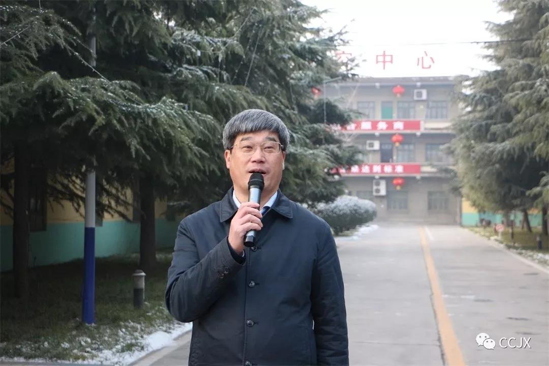 董事長(zhǎng)王紀(jì)中