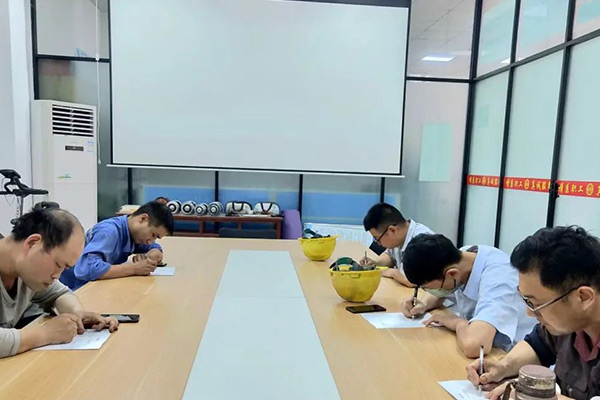 長城機械“師帶徒”結(jié)業(yè)考試 長城機械“師帶徒”結(jié)業(yè)考試